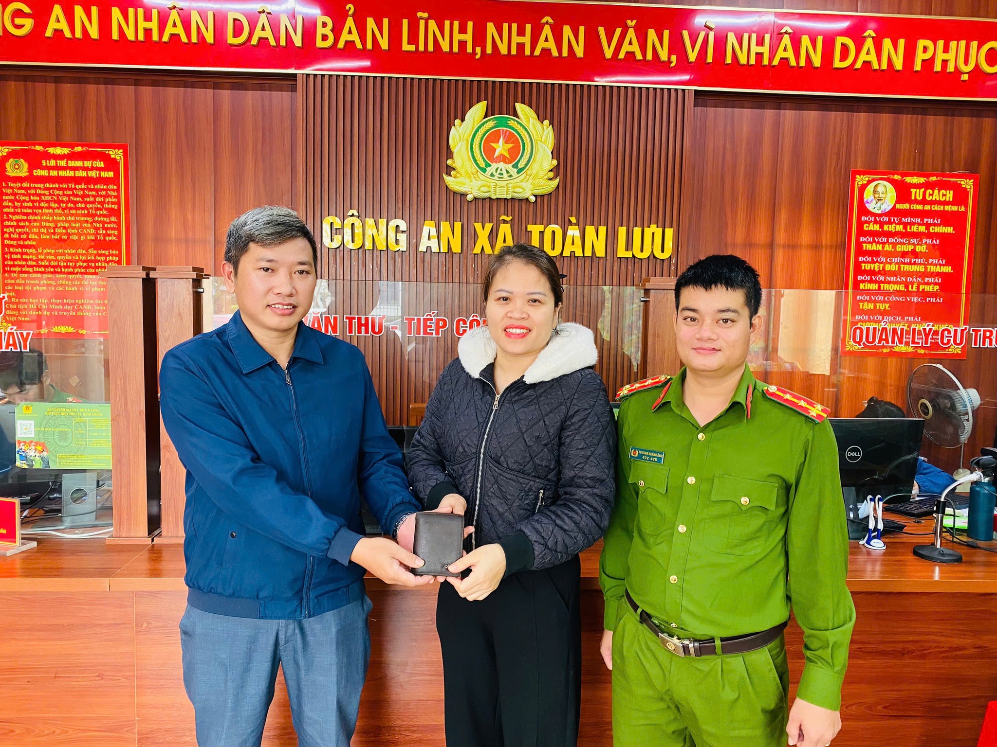 Nhặt được vật rơi, trả người đánh mất- Hành động nhỏ ý nghĩa lớn