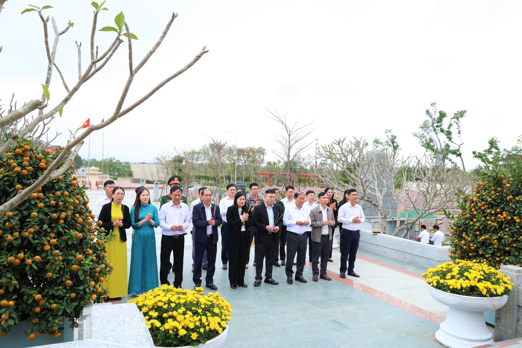 Lãnh đạo xã Toàn Lưu dâng hương địa chỉ đỏ, di tích lịch sử dịp Tết nguyên đán Bính Ngọ 2026 