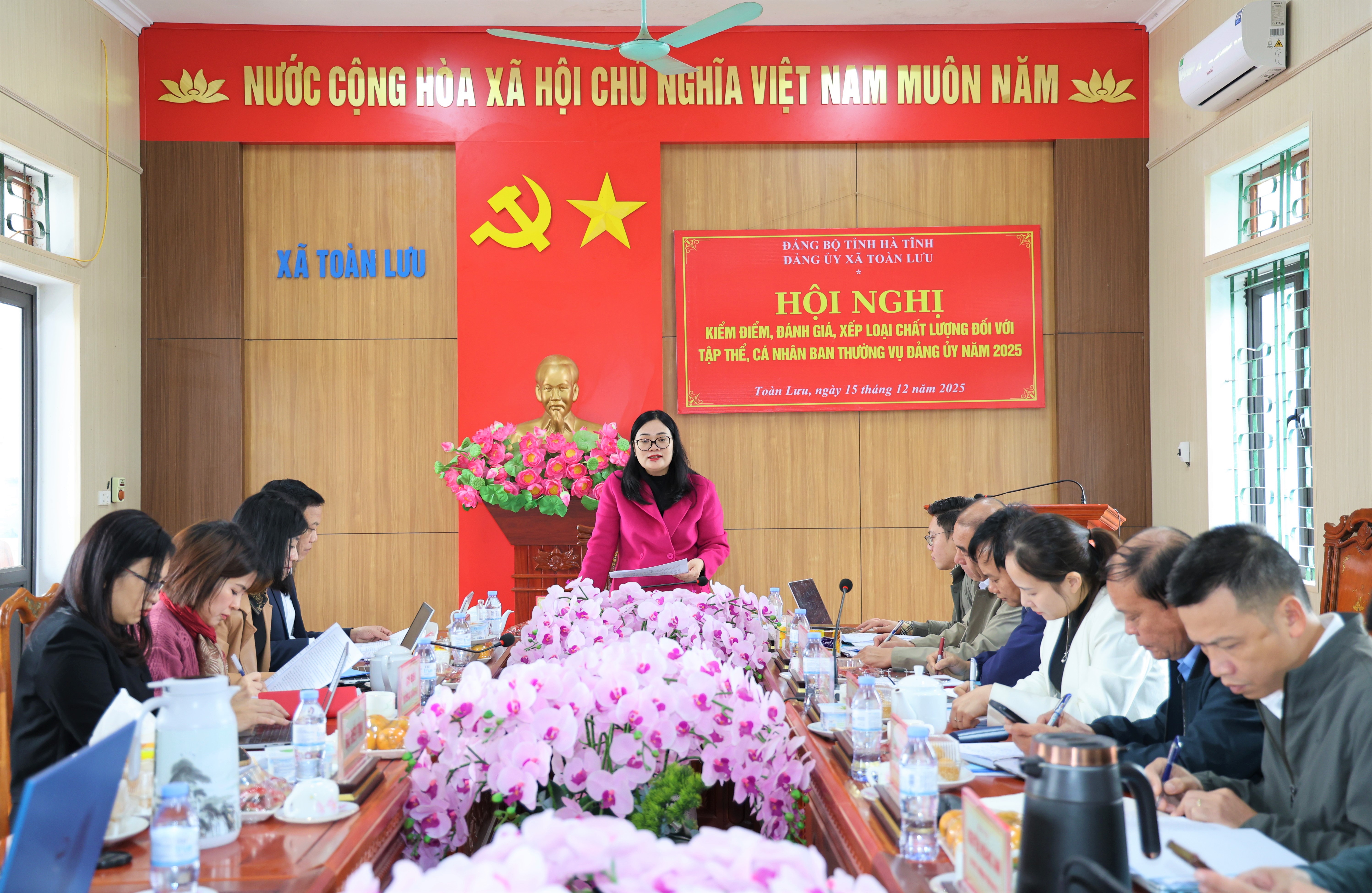 BTV Đảng ủy xã Toàn Lưu nghiêm túc kiểm điểm, đánh giá, xếp loại cuối năm 2025 