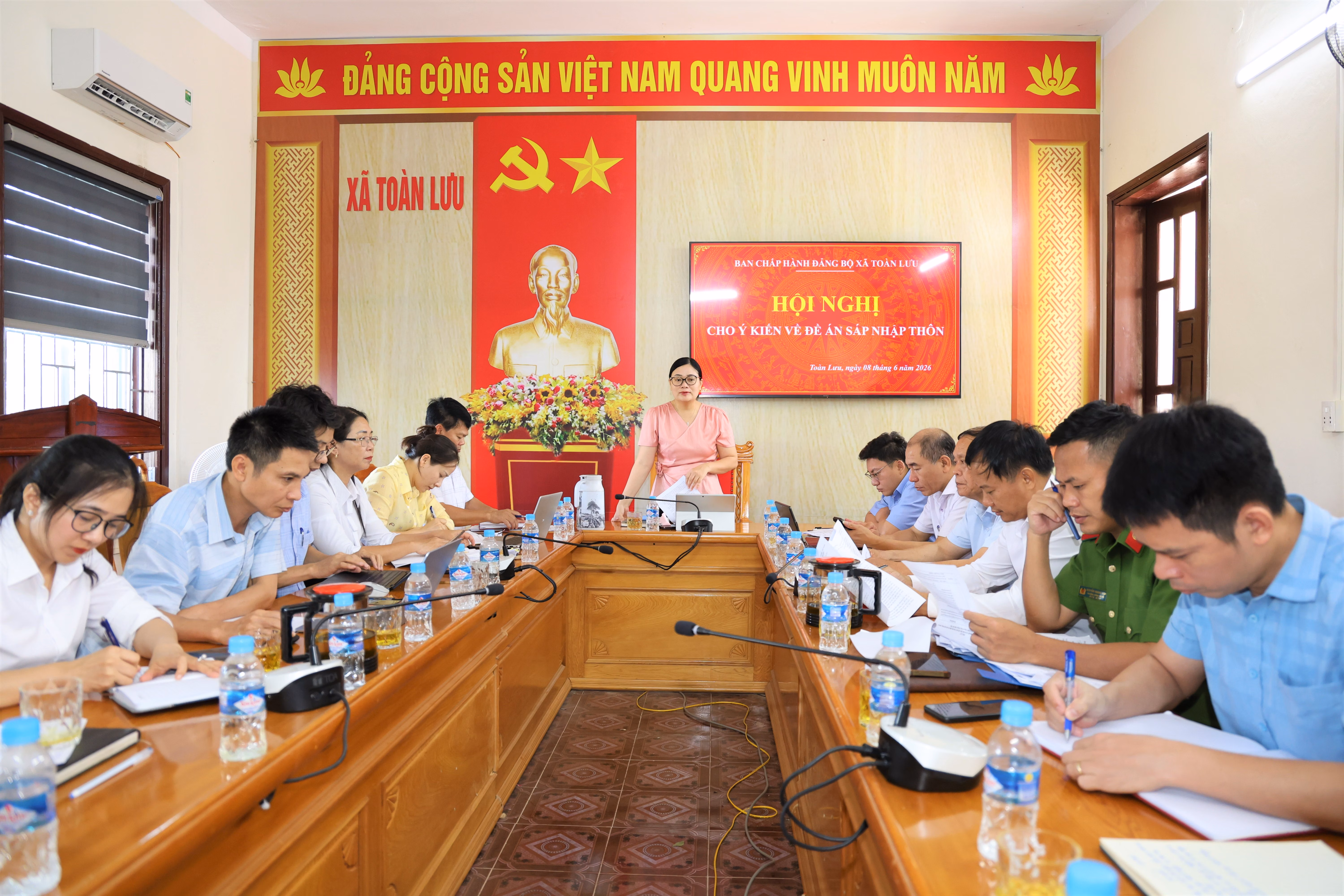 Phấn đấu hoàn thiện và công bố phương án sáp nhập thôn trên địa bàn xã Toàn Lưu trước 22/06/2026 